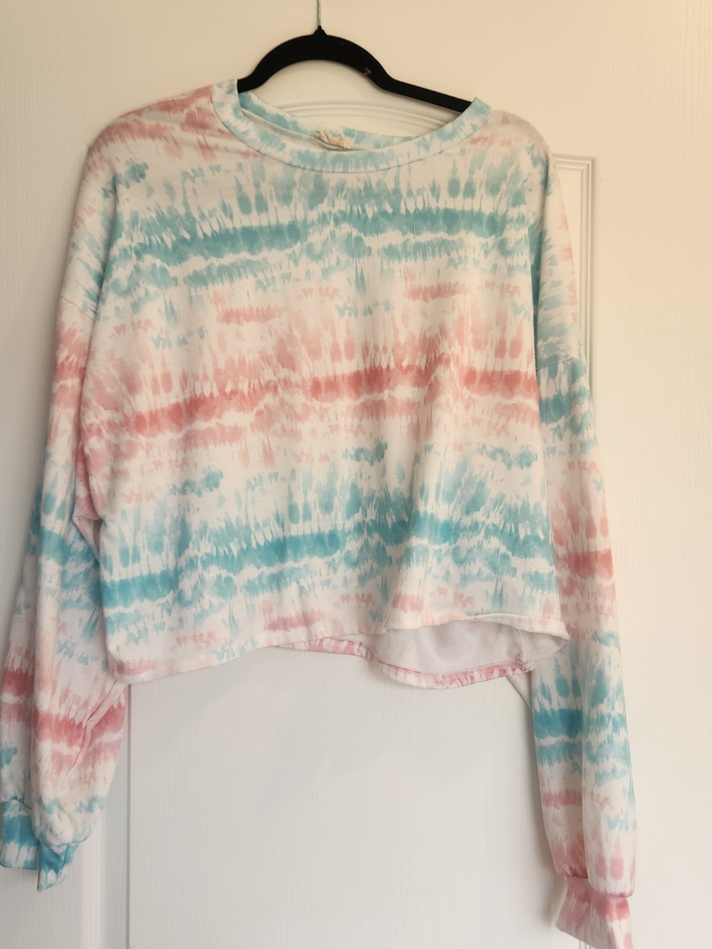 Peach Love California Pastel Tie-Dye Cropped Long Sleeve Top M Euc